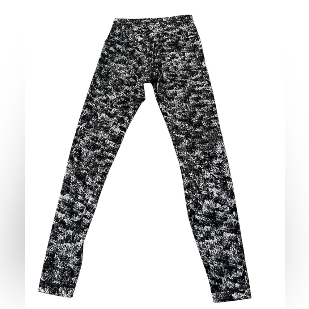Lululemon Wunder Under High-Rise Tight 25”Luxtreme Misted Jacquard
Black White - Picture 6 of 7